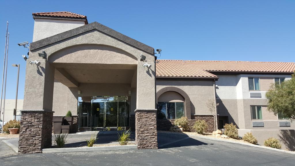 Baymont By Wyndham Barstow Historic Route 66 Hotel Exterior foto